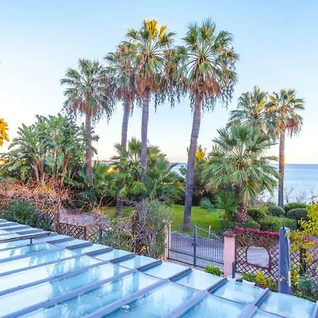 Splendid With Sea View, Exotic Garden And Pool Vallauris