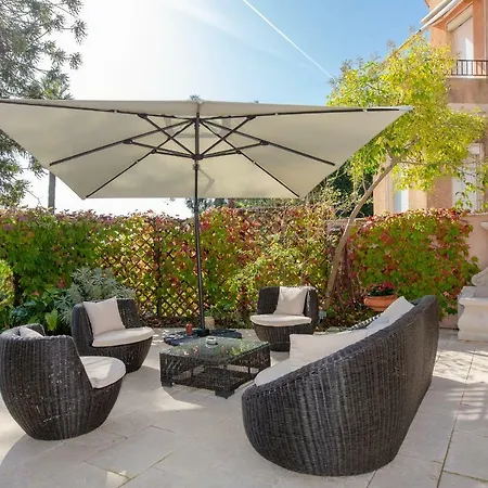 Splendid With Sea View, Exotic Garden And Pool Вилла *